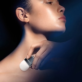 The Neck & Décolleté Concentrate